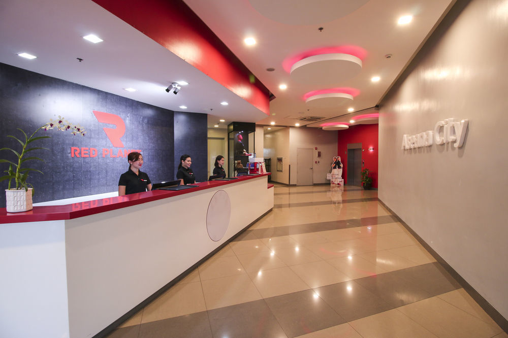 Hotel Red Planet Manila Aseana Paranaque City