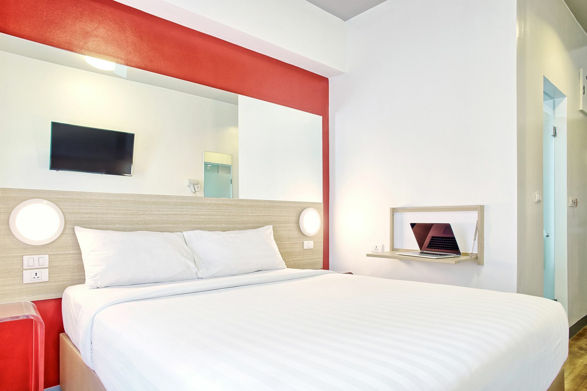 Red Planet Manila Aseana Hotel Paranaque City