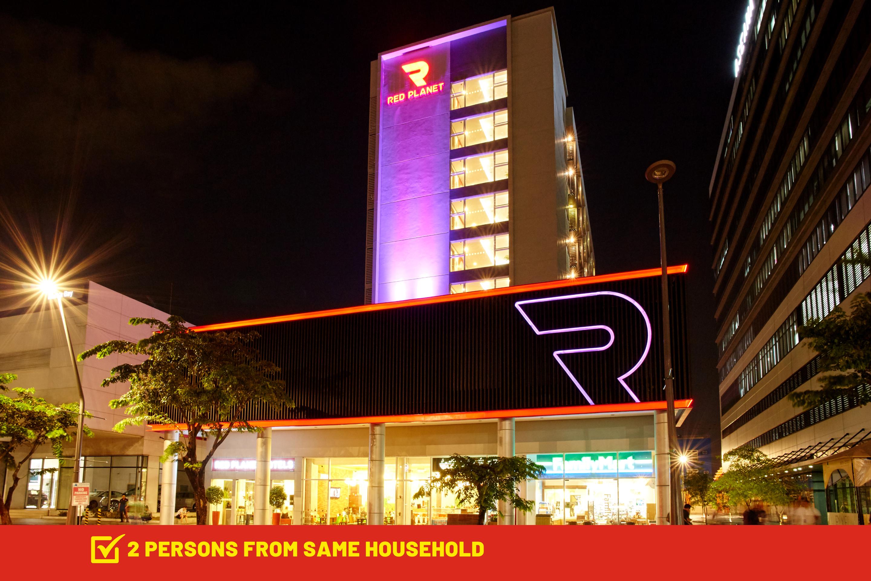 Red Planet Manila Aseana Hotel 3*