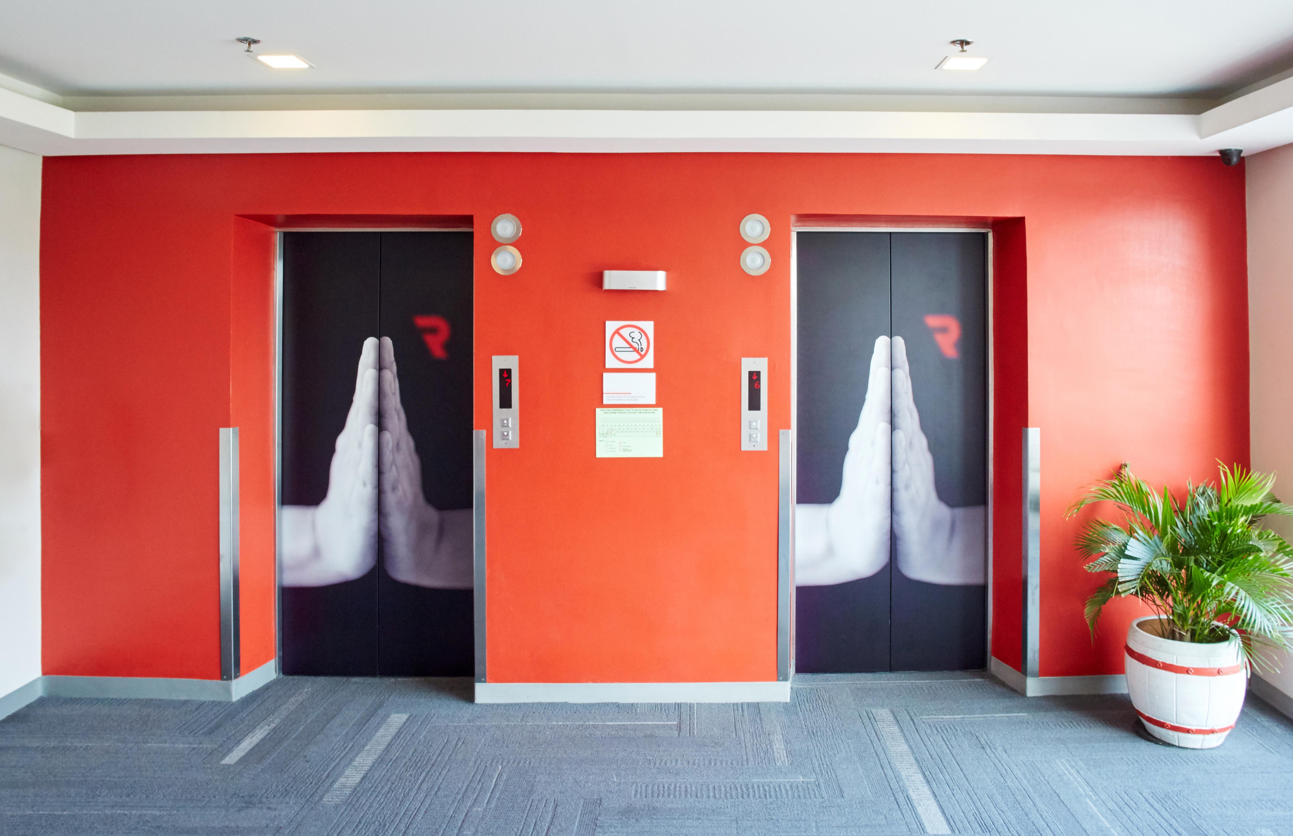 Hotel Red Planet Manila Aseana Paranaque City